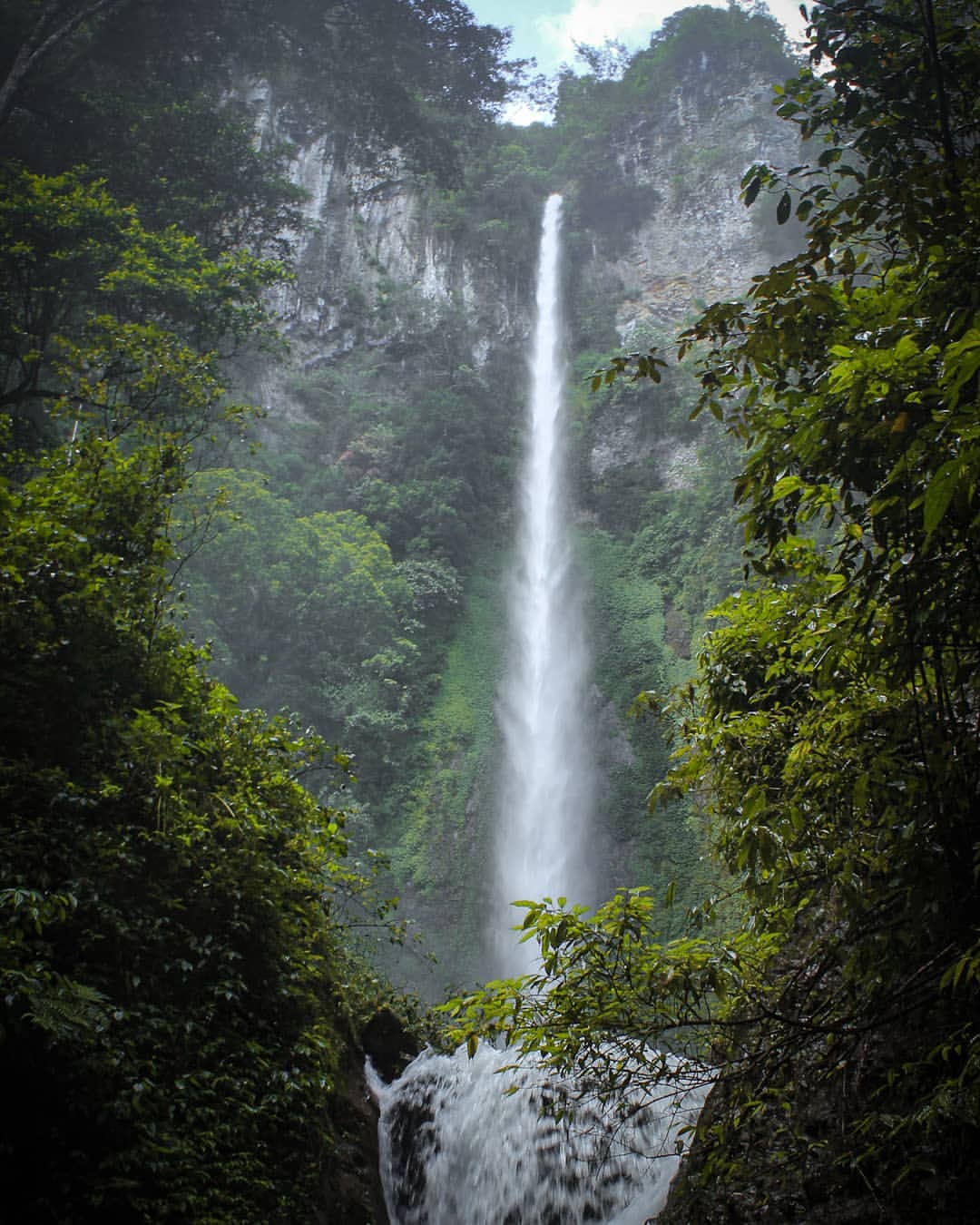 Air Terjun Pancuran Rayo